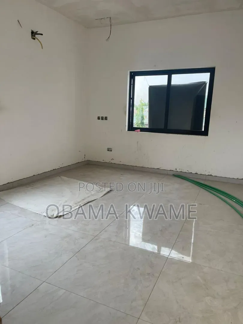 4bdrm Penthouse in Laryea Homes, American House for sale