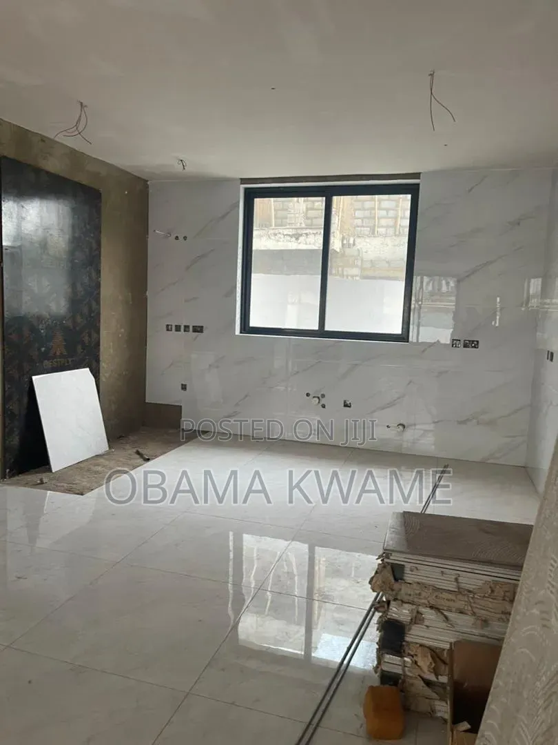 4bdrm Penthouse in Laryea Homes, American House for sale