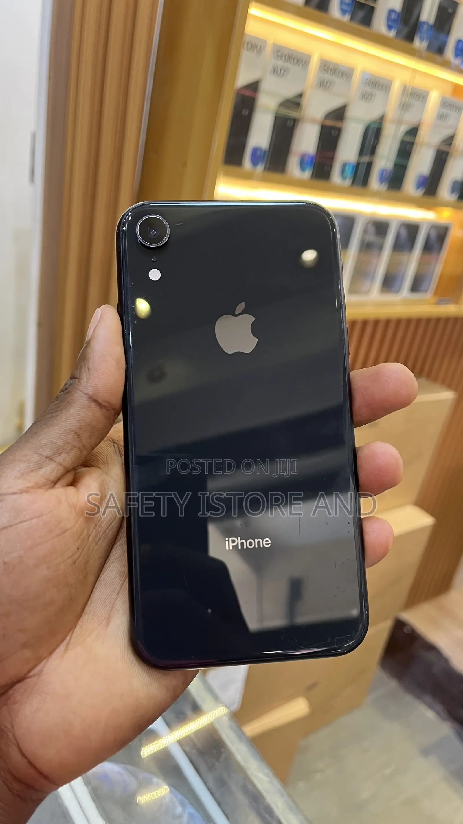 Apple iPhone XR 64 GB Black