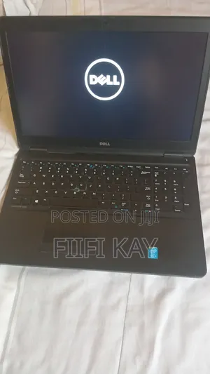 Laptop Dell Latitude E5550 12GB Intel Core i5 HDD 320GB