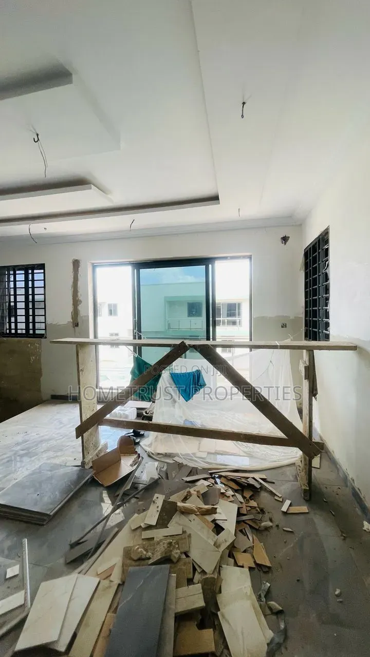 4bdrm Duplex in Achimota Kingsby, Mile 7 for sale