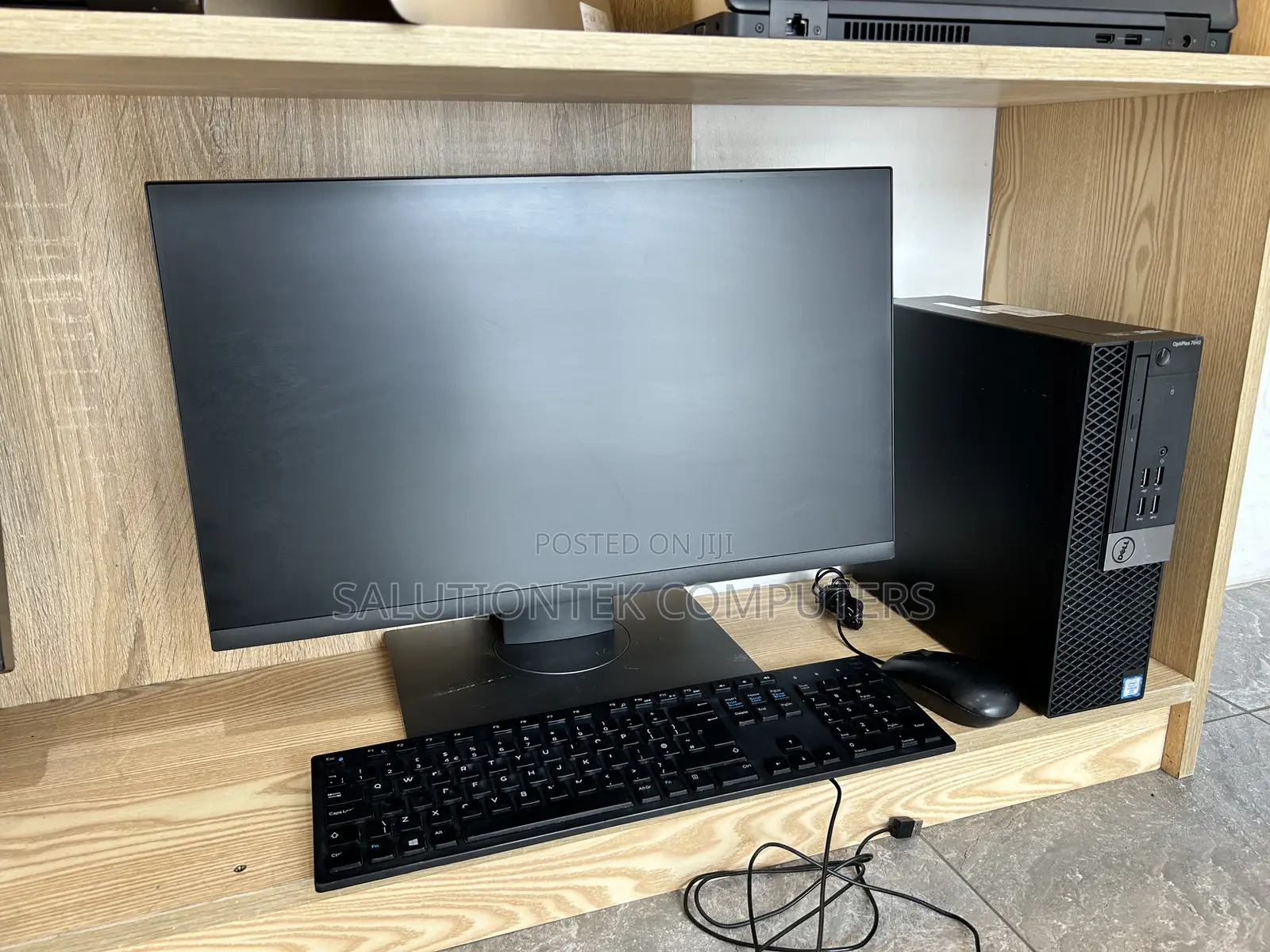 Desktop Computer Dell OptiPlex 7040 8GB Intel Core i5 HDD 500GB