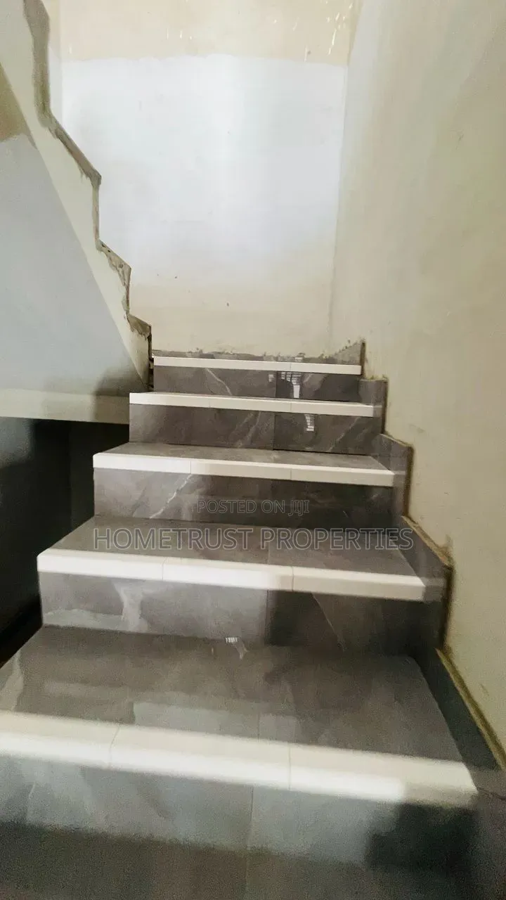4bdrm Duplex in Achimota Kingsby, Mile 7 for sale