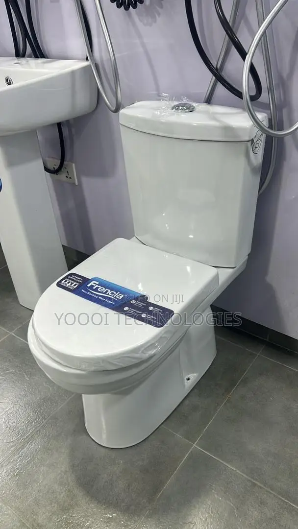 Closed Coupled Wc