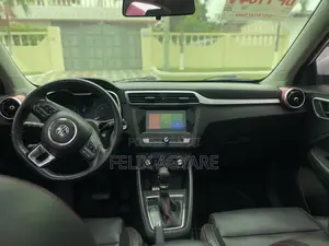 MG ZS 2018 White