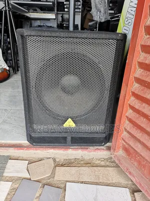 Behringer Eurolive Vq1500d Active 15-Inch Pa Subwoofer