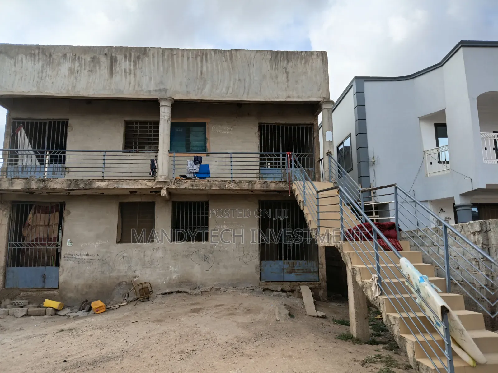 4 Units for Sale – Chamber Hall Self-Contained, Santor