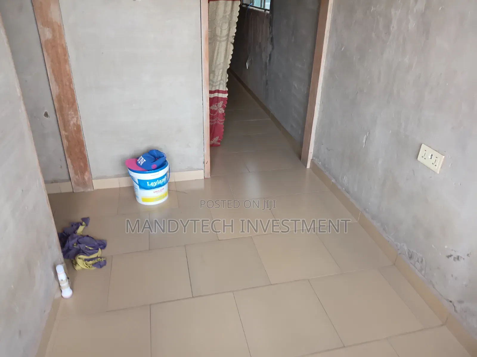 4 Units for Sale – Chamber Hall Self-Contained, Santor