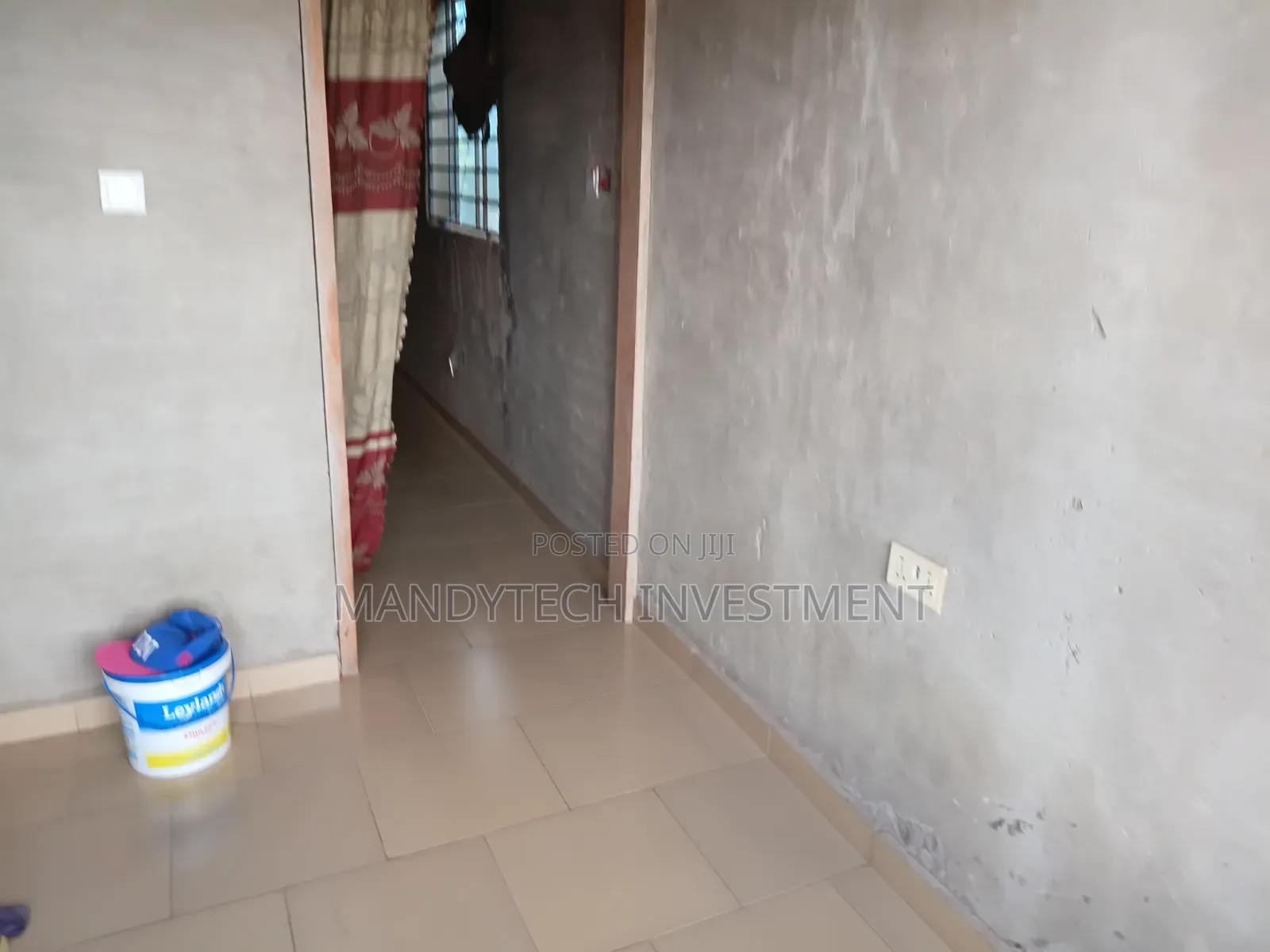 4 Units for Sale – Chamber Hall Self-Contained, Santor