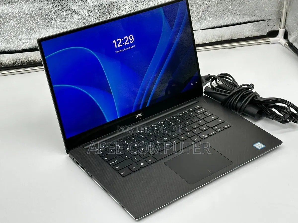 Laptop Dell Precision 5530 16GB Intel Core i7 SSD 512GB