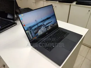 Laptop Dell Precision 5530 16GB Intel Core i7 SSD 512GB