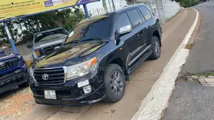 Toyota Land Cruiser 4.6 V8 GX-R 2012 Black
