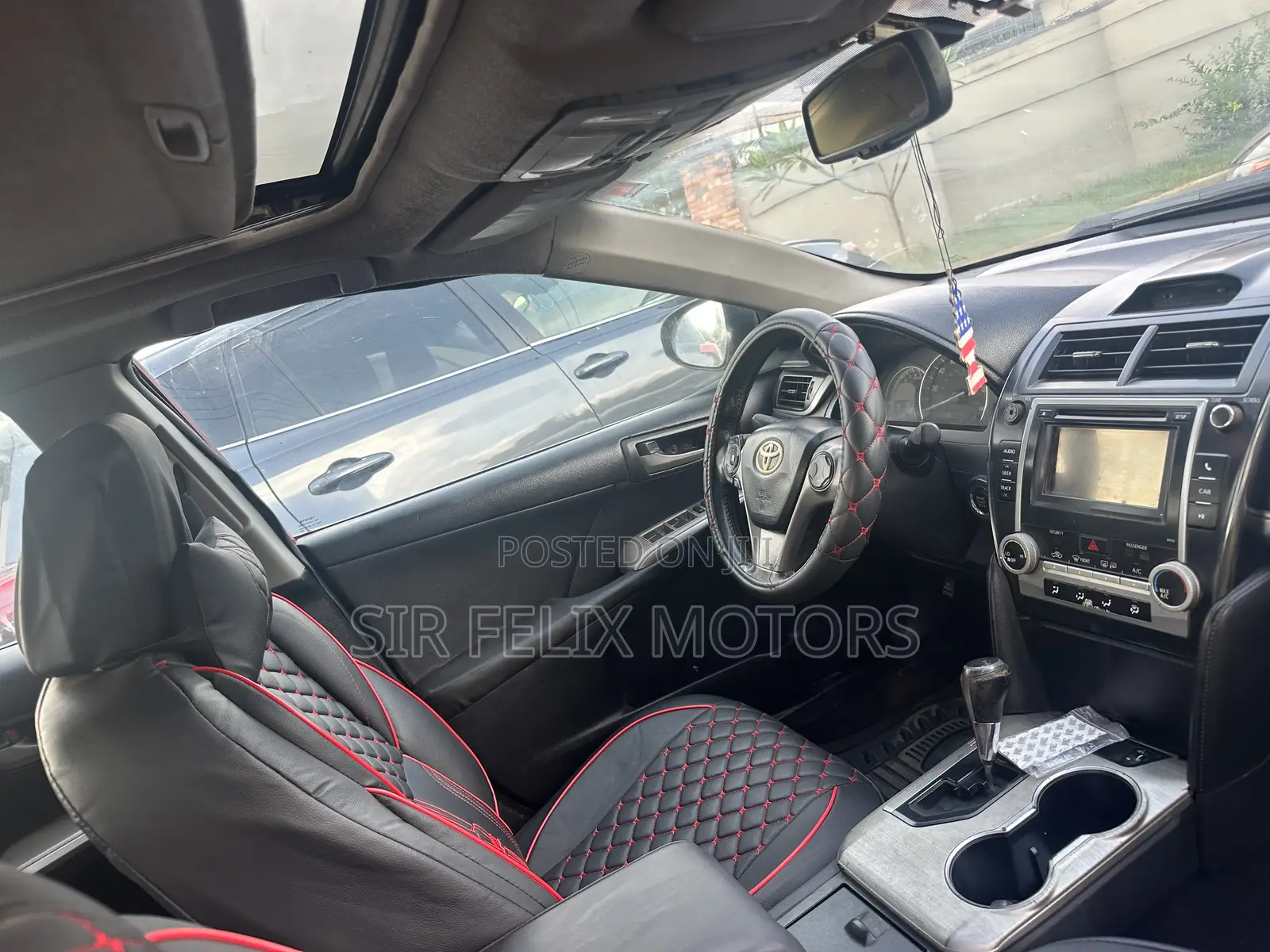Toyota Camry XLE 4dr Sedan (2.5L 4cyl 6A) 2014 Red