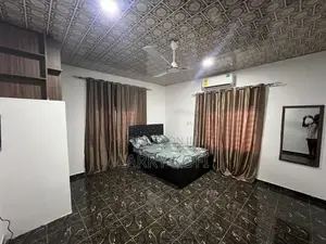 Movie House