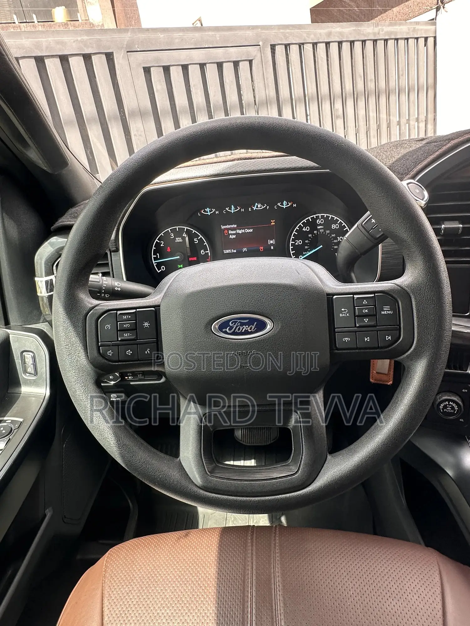 Ford F-150 Platinum 2021 Gray