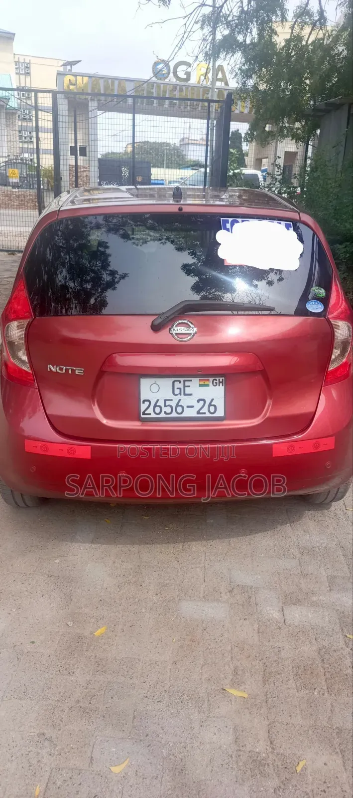 Nissan Note 1.6 Petrol 2014 Red
