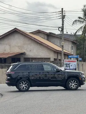 Jeep Grand Cherokee L Altitude 4WD 2024 Black