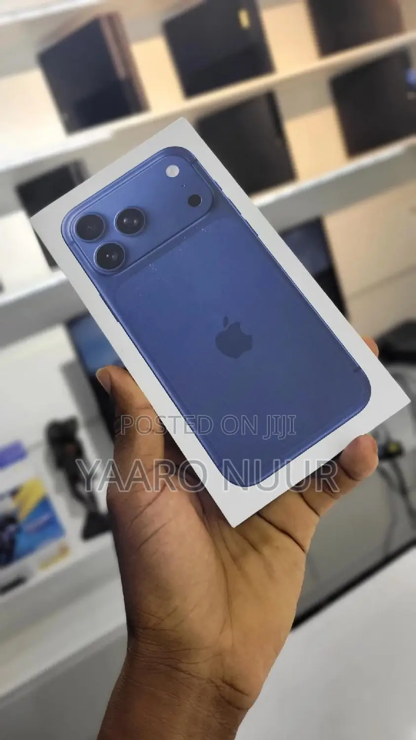 New Apple iPhone 17 Pro Max 256 GB Blue