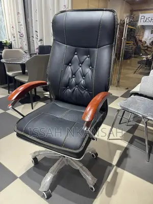 Luxurious Boss Office Chair.