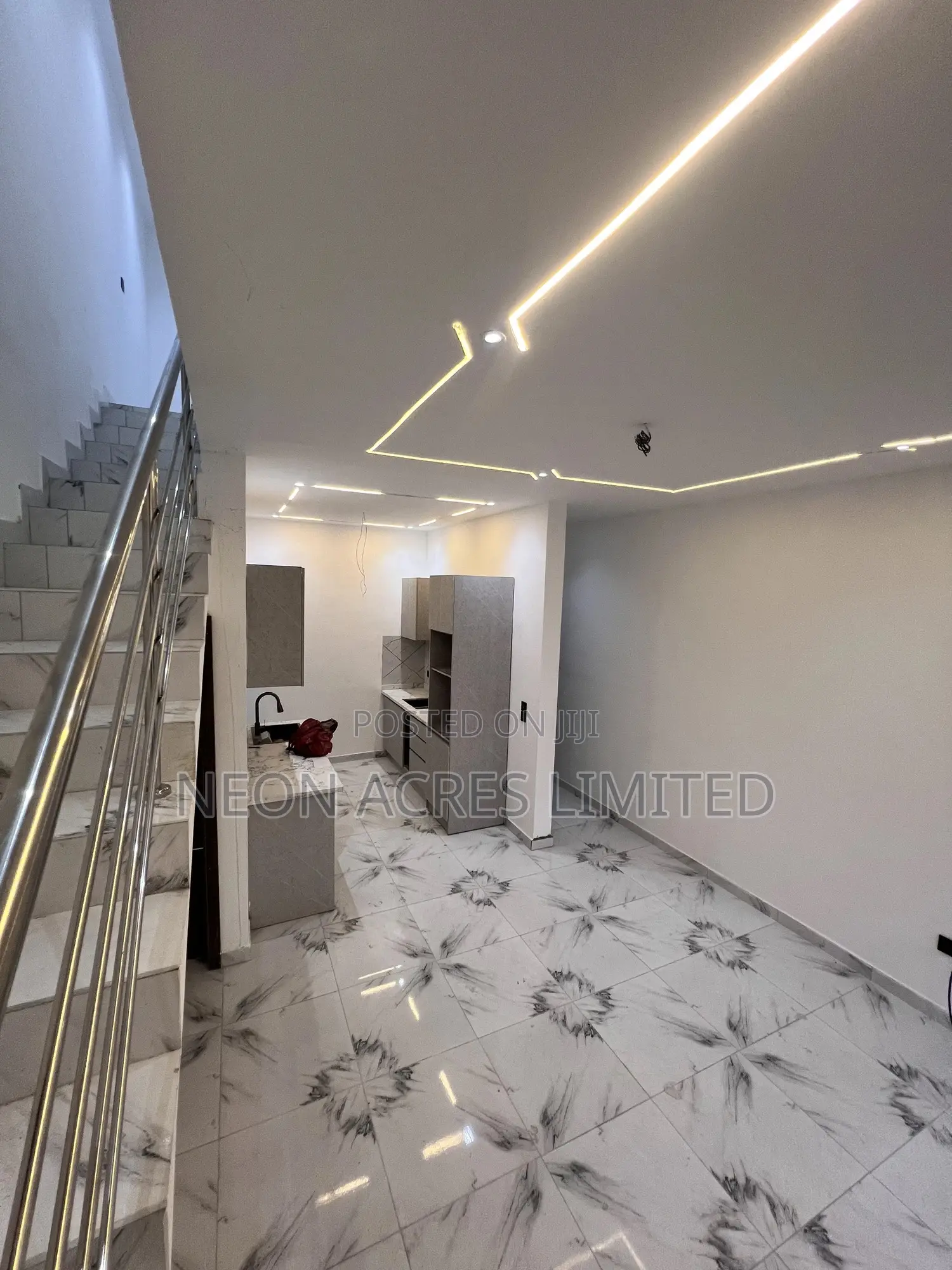 3bdrm House in Crystal Park, East Legon for sale