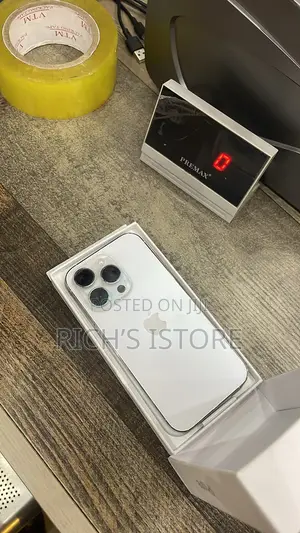 New Apple iPhone 14 Pro 128 GB White
