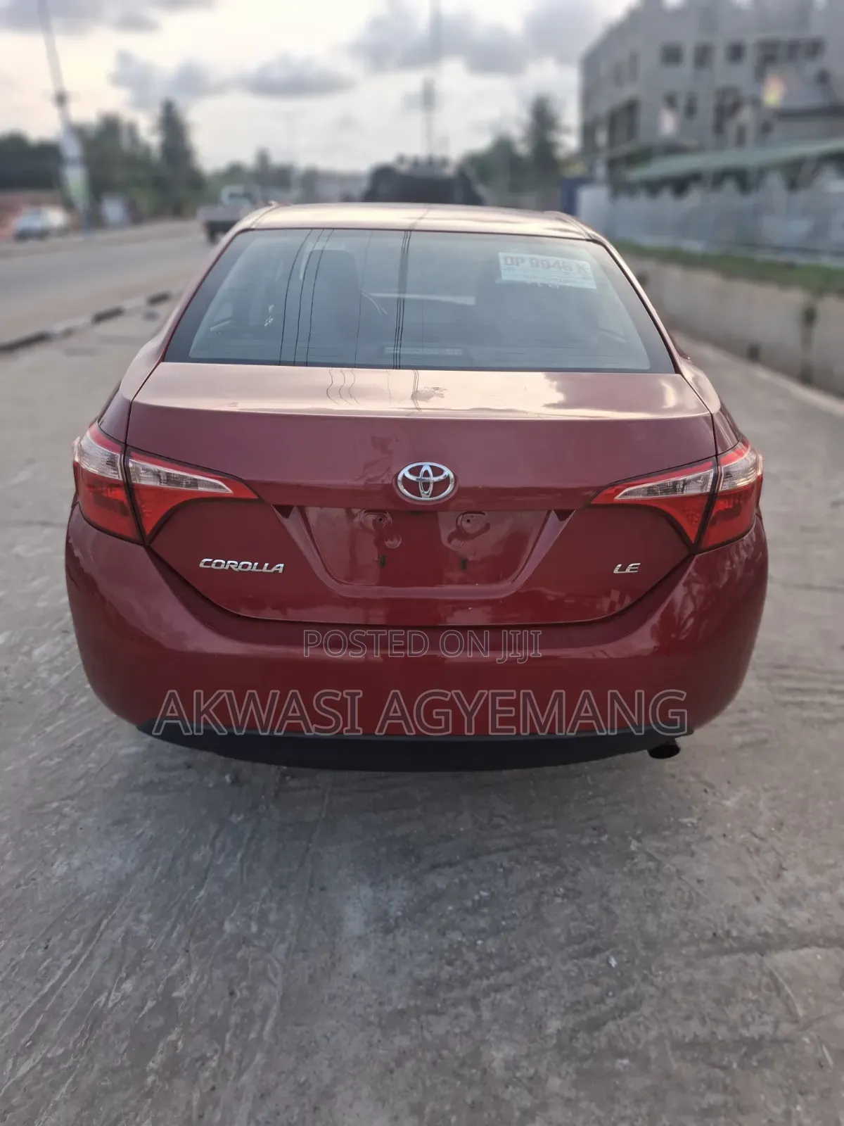 Toyota Corolla LE Eco (1.8L 4cyl 2A) 2018 Red