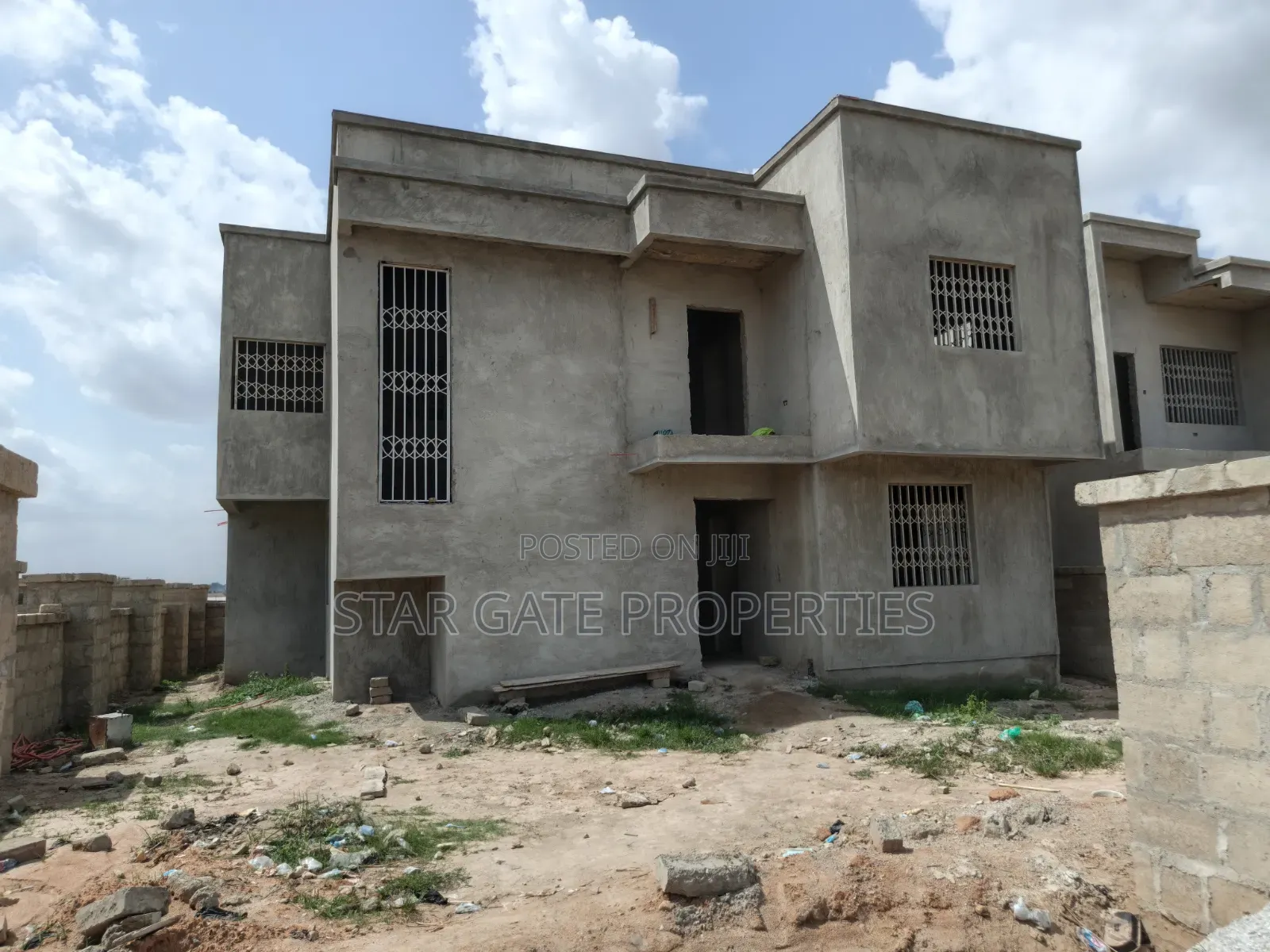 8bdrm House in Sokoban, Kumasi Metropolitan for sale