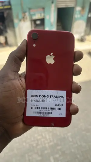 Apple iPhone XR 256 GB Red