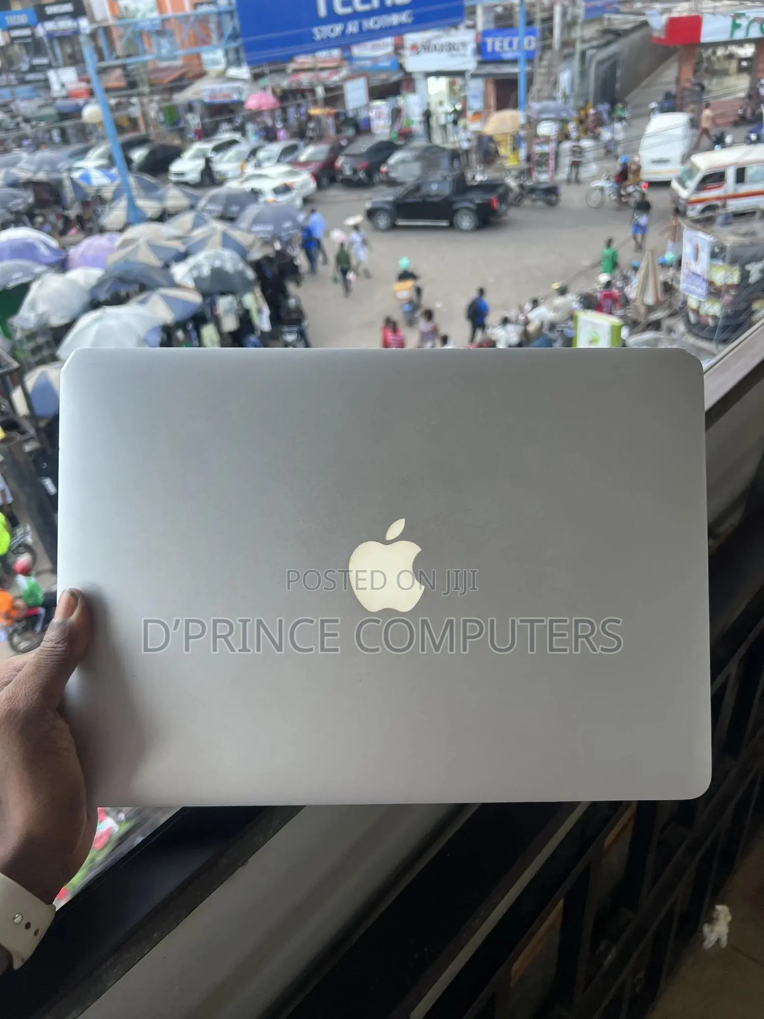Laptop Apple MacBook Air 2GB Intel Core 2 Duo SSD 128GB