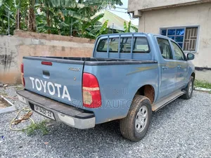 Toyota Hilux 2.0 VVT-i 2011 Blue
