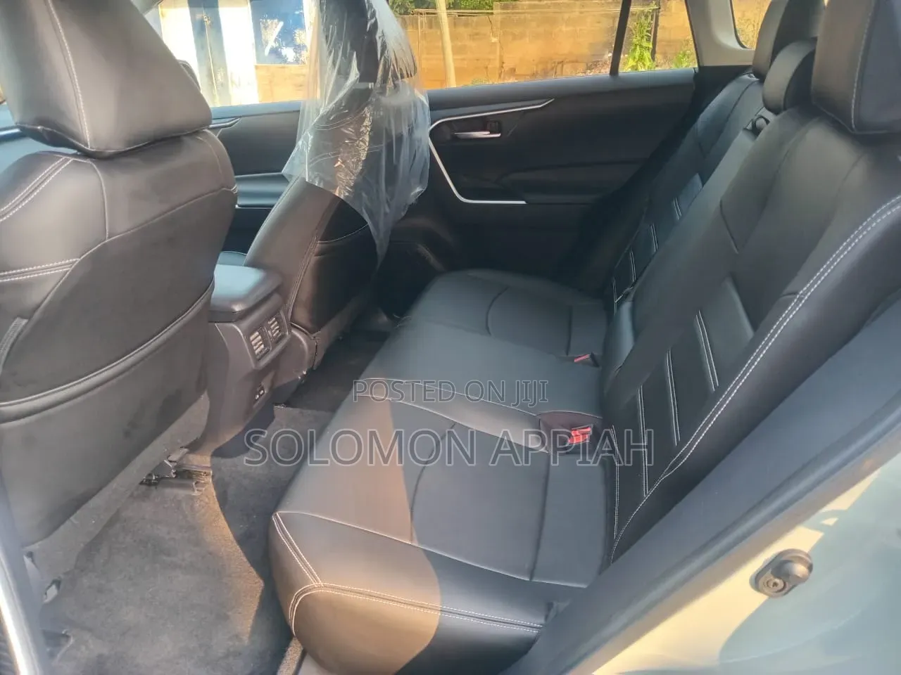 Toyota RAV4 2022 White