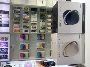 Brand New Onyx Studio 8
