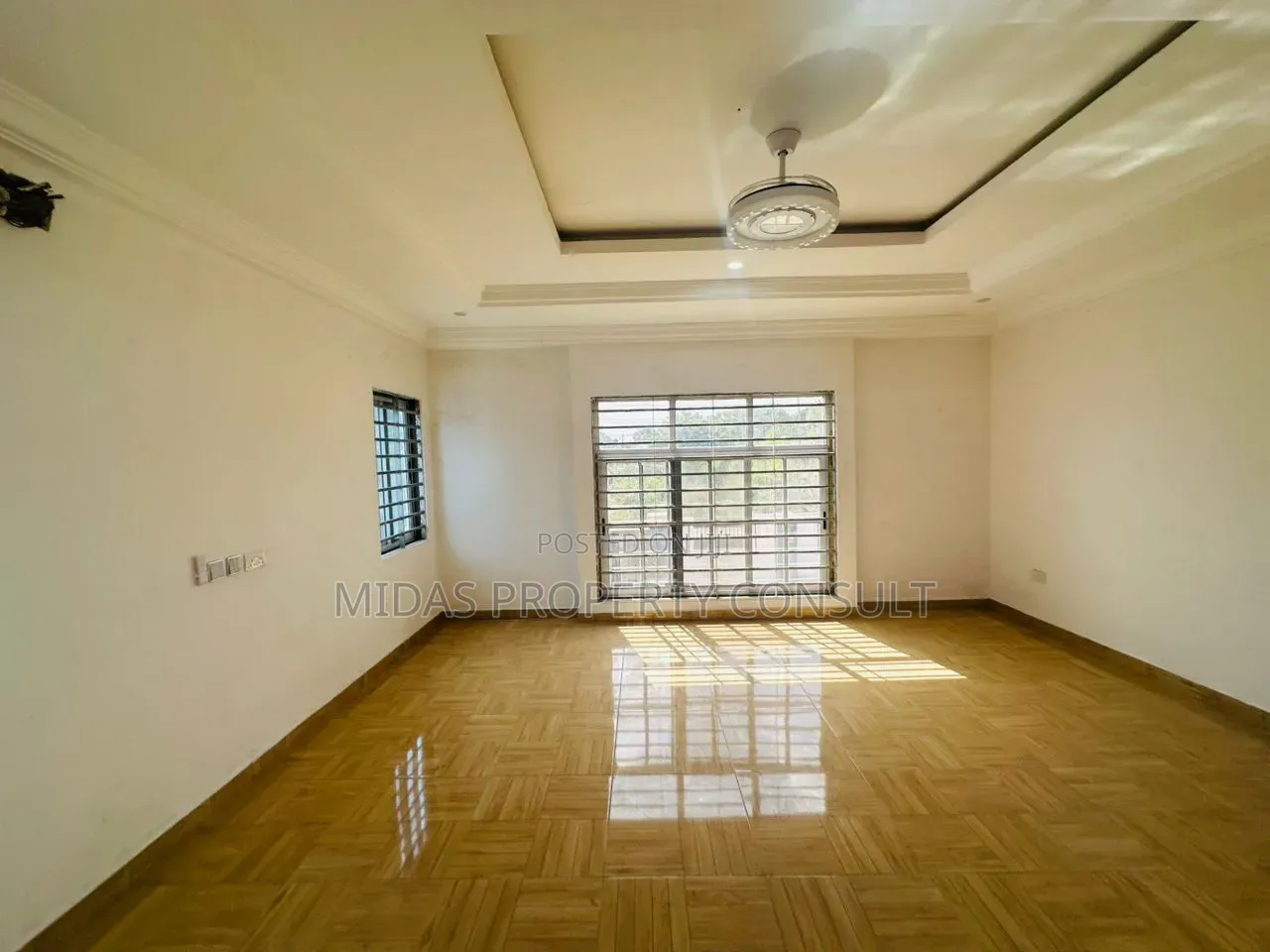 4bdrm House in Acp, Pokuase for sale