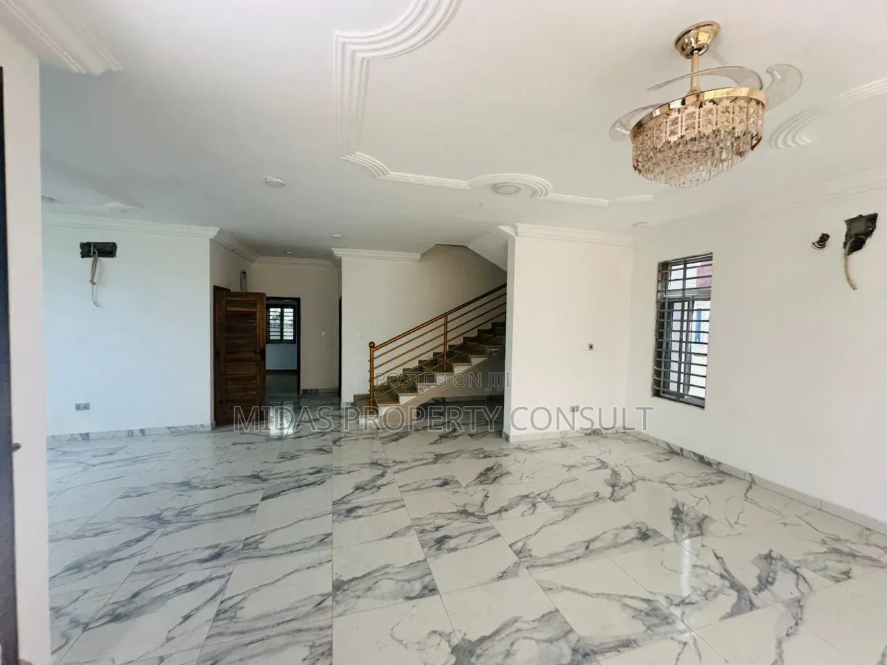 4bdrm House in Acp, Pokuase for sale
