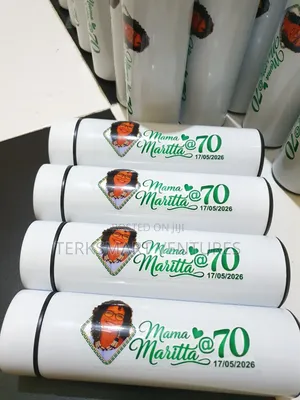 Premium Smart Led Vacuum Flask - Souvenirs Corporate Gifts