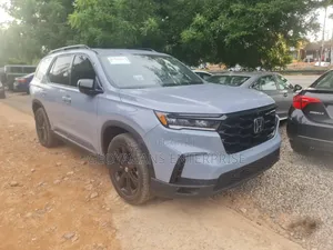 Honda Pilot Black Edition AWD 2025 Gray