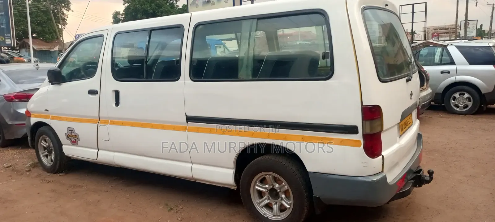 Toyota HiAce 2012 White