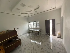 3bdrm Bungalow in Oyarifa Mall Area for sale