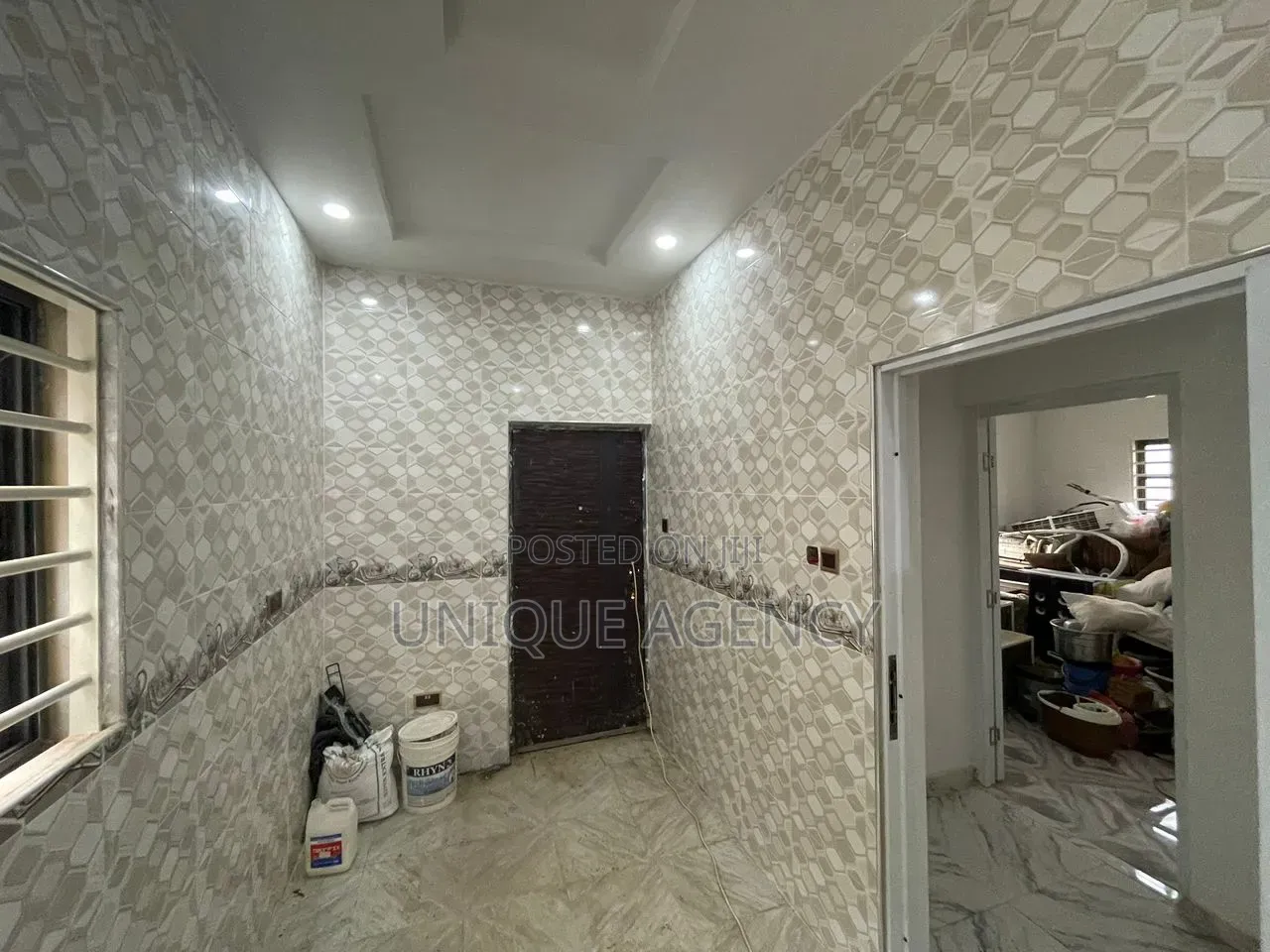 3bdrm Bungalow in Oyarifa Mall Area for sale