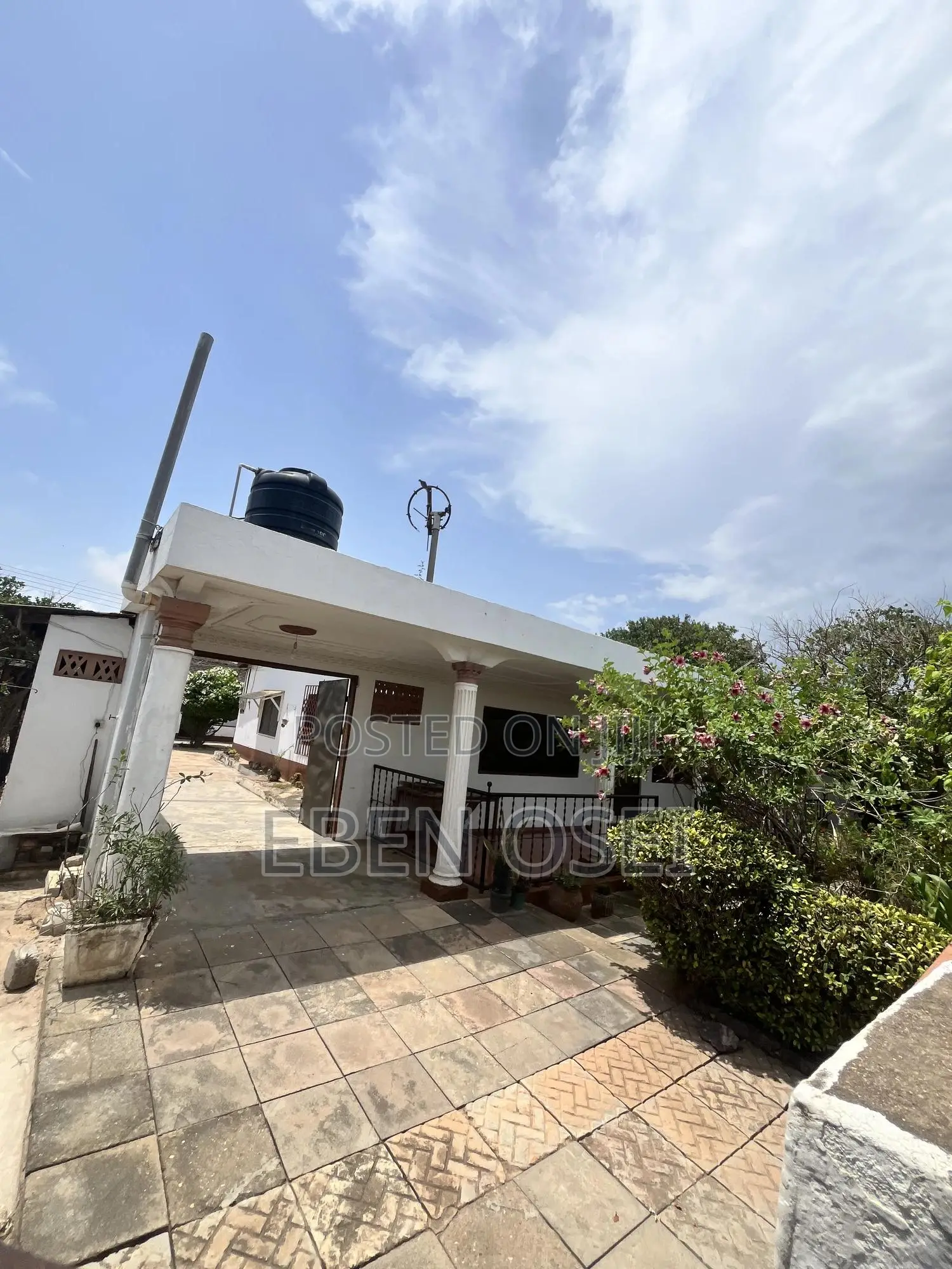5bdrm House in Dansoman for sale