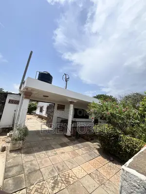 5bdrm House in Dansoman for sale
