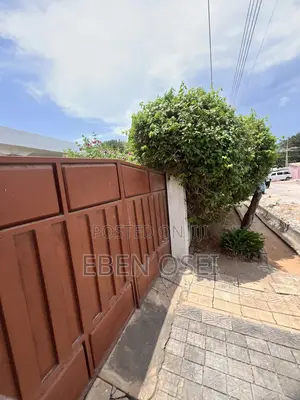 5bdrm House in Dansoman for sale