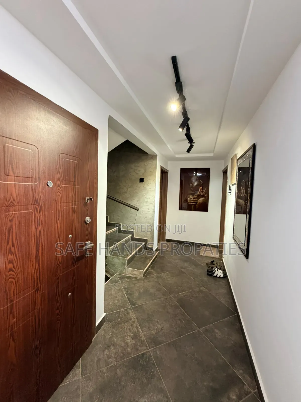 3bdrm House in Hills, Accra Metropolitan for sale
