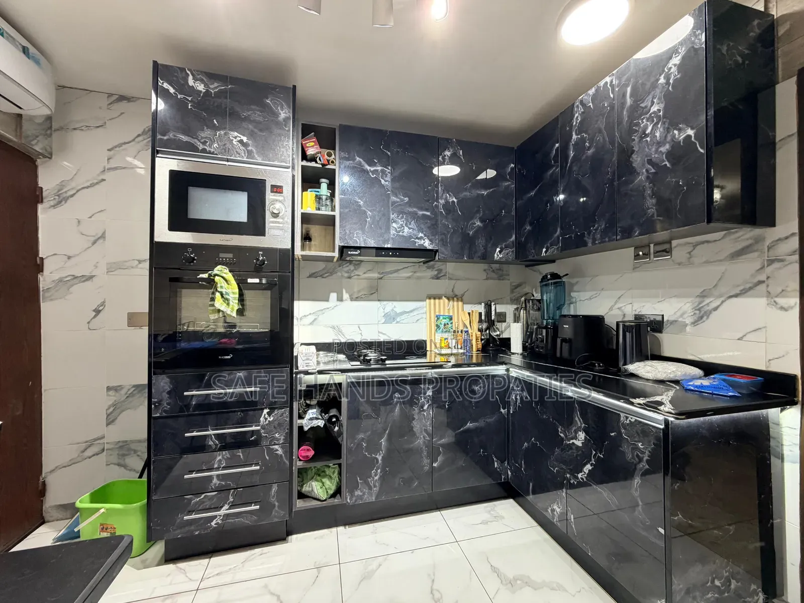 3bdrm House in Hills, Accra Metropolitan for sale