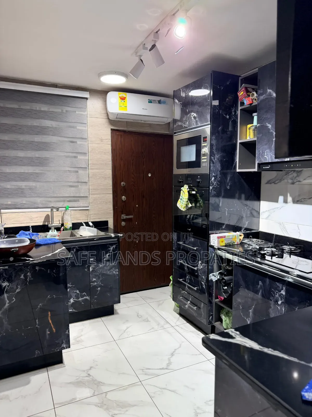 3bdrm House in Hills, Accra Metropolitan for sale