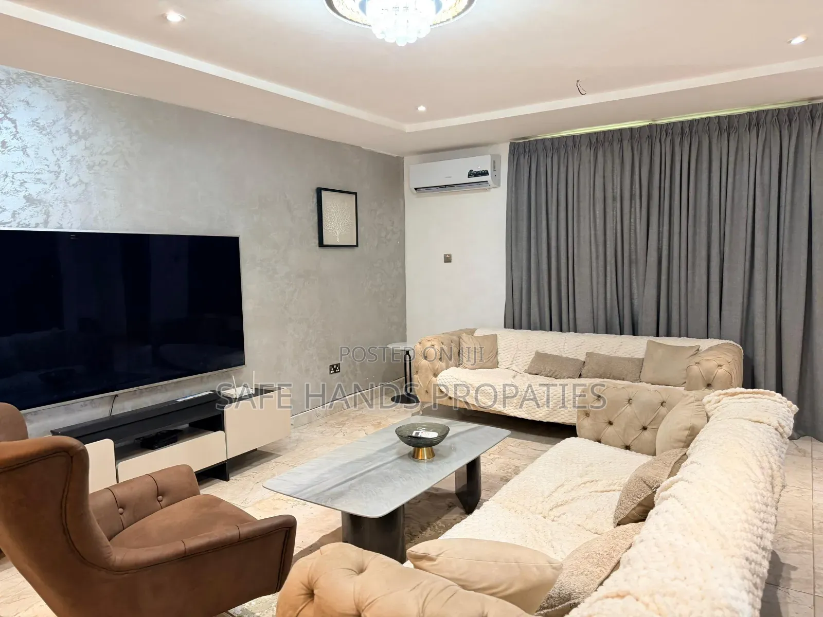 3bdrm House in Hills, Accra Metropolitan for sale
