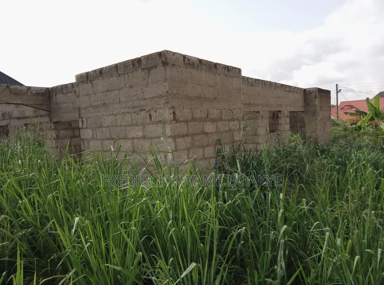 5bdrm House in Brother K Estate, Kumasi Metropolitan for sale