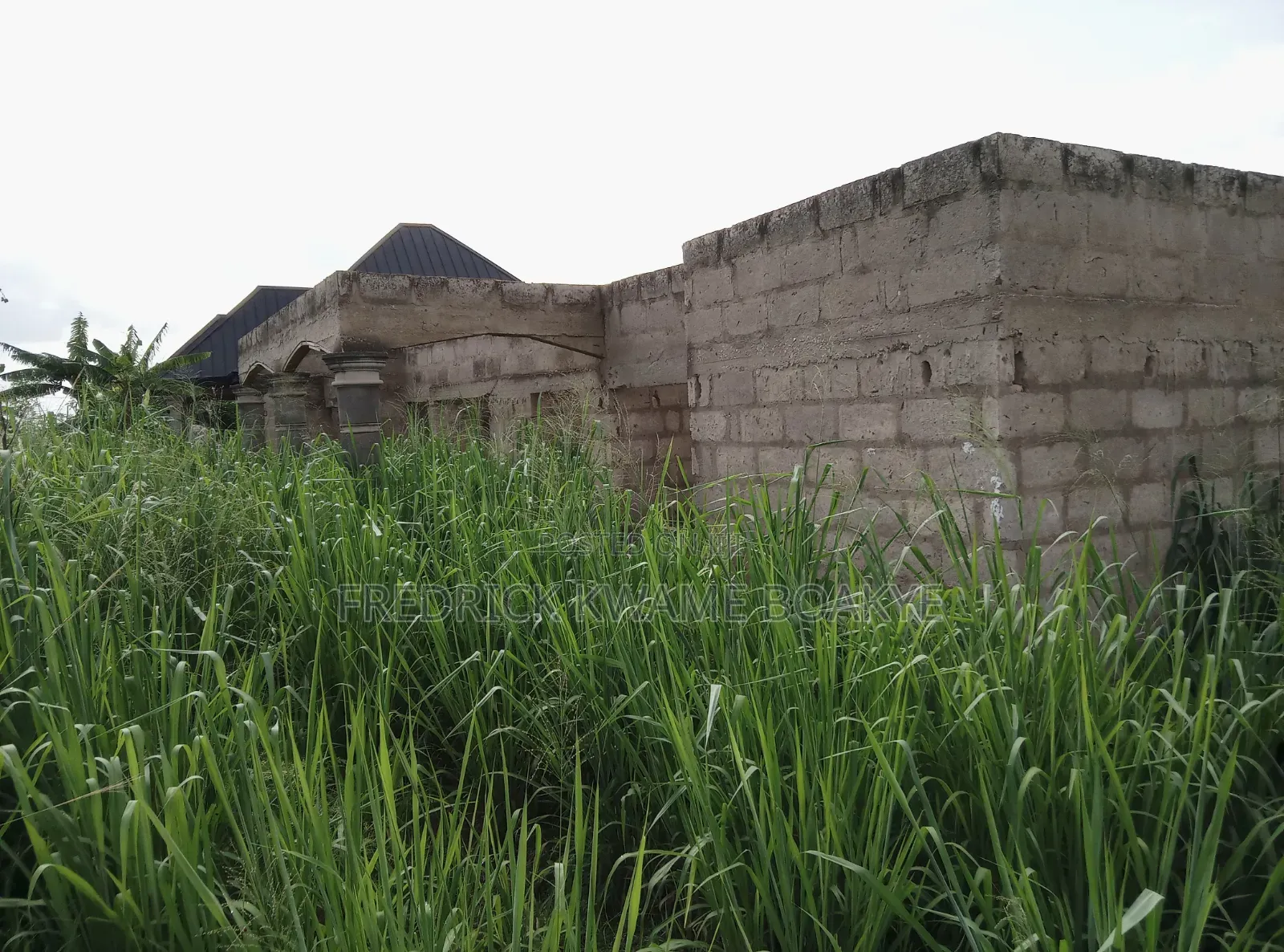 5bdrm House in Brother K Estate, Kumasi Metropolitan for sale