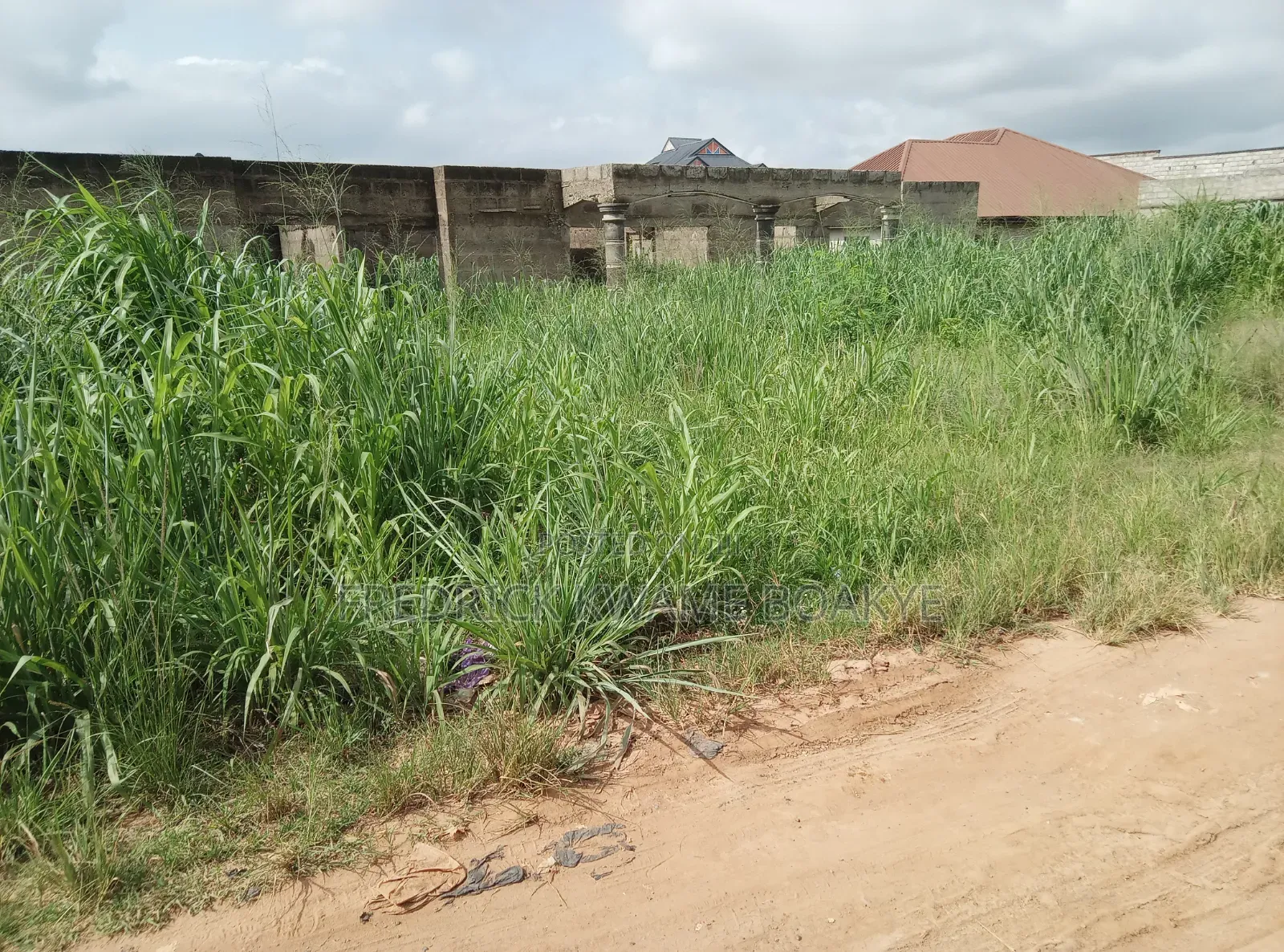 5bdrm House in Brother K Estate, Kumasi Metropolitan for sale