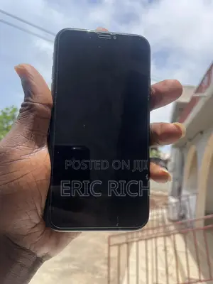 Apple iPhone 11 64 GB Black